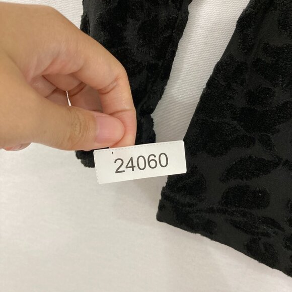 Vintage Express Tricot Medium Black Velvet Dark Romantic Y2K Top Whimsigoth - Picture 8 of 8